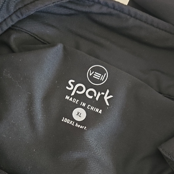 Vineyard Vines Black Half-Zip Pullover Dress - Picture 5 of 5